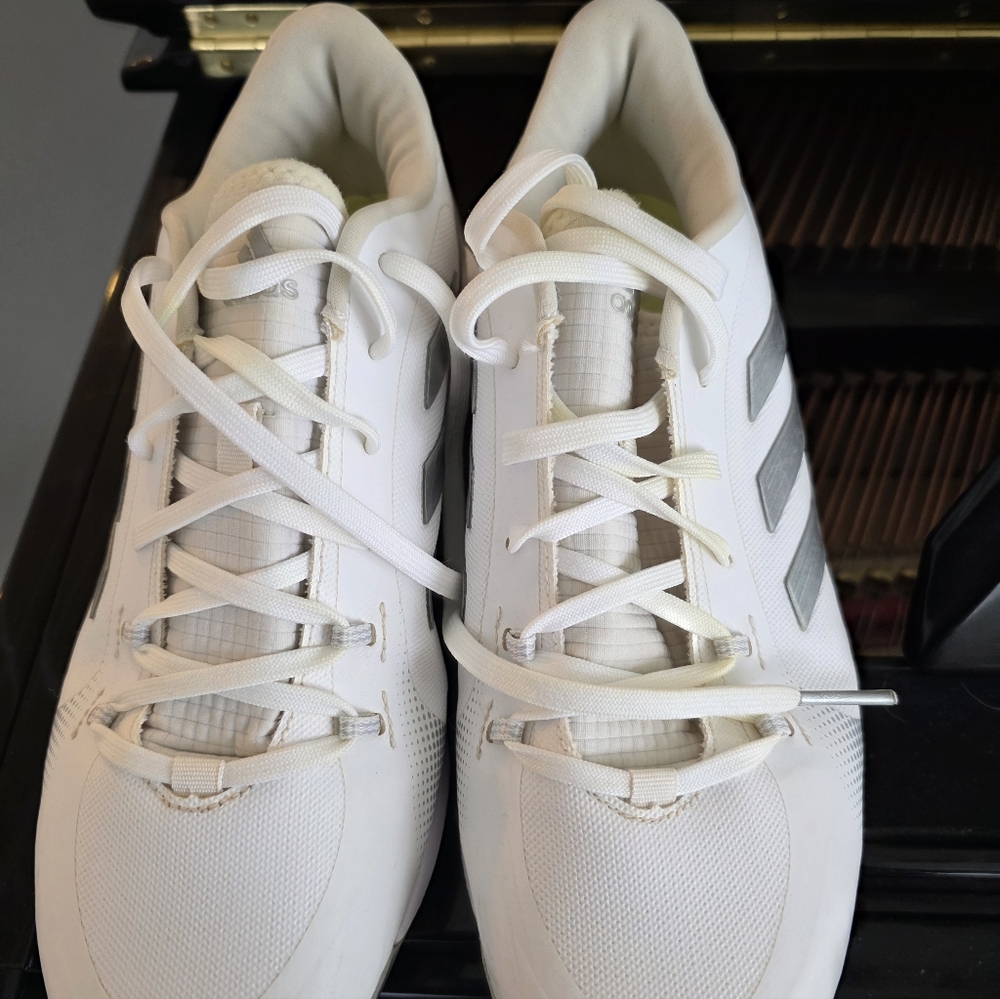 Womens Adidas Pure Hustle Softball Cleats Size 9.5 - Picture 3 of 8